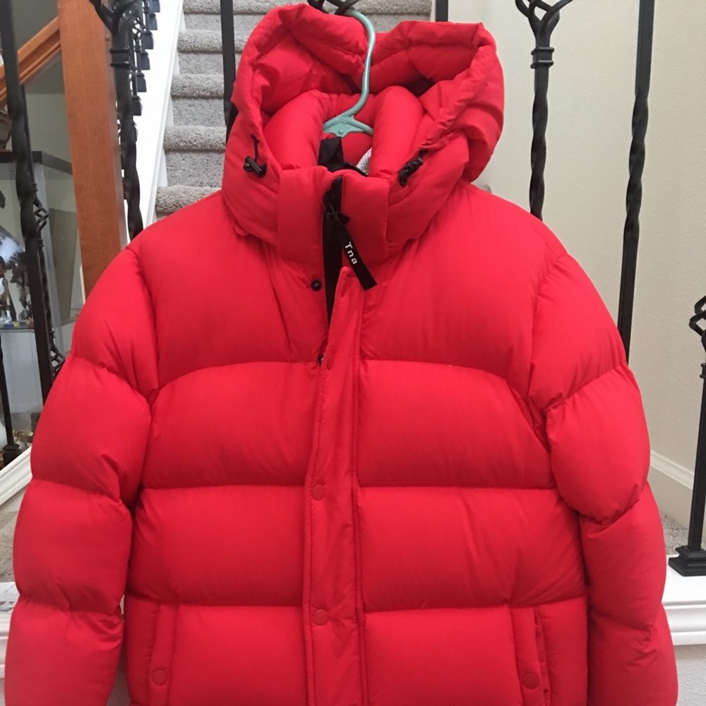 Aritzia Super puff size xxs.